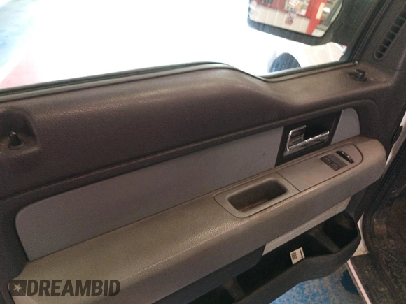 2013 Ford F-150 XL с VIN 1FTMF1EM2DKE77413, выставлен на аукционе IAAI как лот 42679287 с пробегом 185 602 миль миль и . История ставок и продаж доступна на DreamBid. Изображение 5.