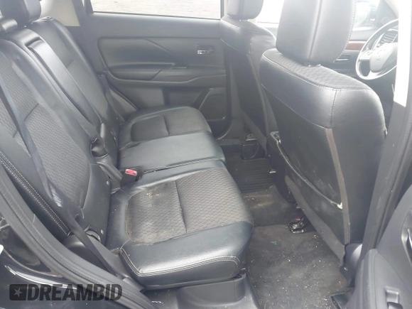 2015 Mitsubishi Outlander GT z VIN JA4JZ4AX8FZ002364, wystawiony jako IAAI lot #42187976 z przebiegiem 144 447 mil mil oraz . Historia ofert i sprzedaży dostępna na DreamBid. Obrazek 8.
