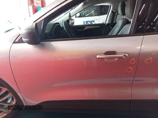 2022 Ford Escape SE with VIN 1FMCU0G6XNUB81597, listed as a IAAI auction lot 42846973 with 59,647 mi miles and . Bid and sale history available at DreamBid. Image 32.