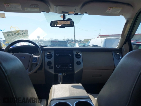2011 Ford Expedition Limited with VIN 1FMJU1K58BEF14865, listed as a IAAI auction lot 41785270 with 232,492 mi miles. Bid and sale history available at carsss.com. Image 18.