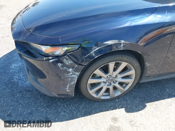 2020 Mazda 3 Select with VIN JM1BPACL8L1170671, listed as a IAAI auction lot 42703883 with 58,095 mi miles and . Bid and sale history available at DreamBid. Image 17.
