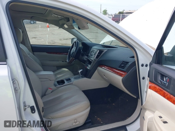 2012 Subaru Outback Limited с VIN 4S4BRBKC3C3207658, выставлен на аукционе IAAI как лот 42004494 с пробегом 138 698 миль миль и . История ставок и продаж доступна на DreamBid. Изображение 5.