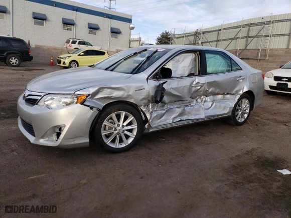 2014 Toyota Camry Hybrid LE with VIN 4T1BD1FK4EU129138, listed as a Copart auction lot 85081444 with 71,408 mi miles and Salvage Title. Bid and sale history available at carsss.com. Image 1.