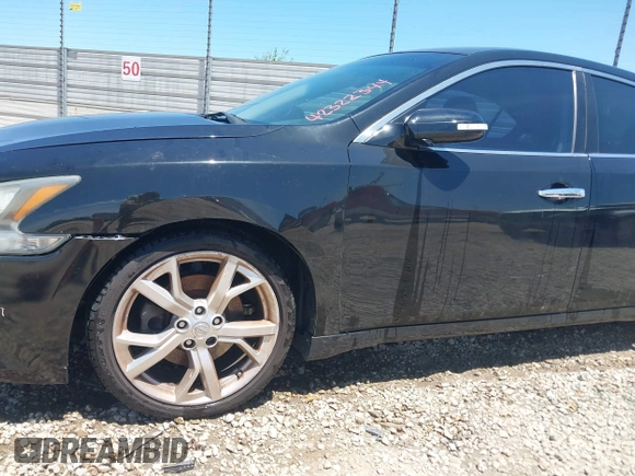 2012 Nissan Maxima SV z VIN 1N4AA5AP6CC811191, wystawiony jako IAAI lot #42322344 z przebiegiem 150 604 mil mil oraz . Historia ofert i sprzedaży dostępna na DreamBid. Obrazek 6.