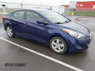 2013 Hyundai Elantra GLS z VIN 5NPDH4AE4DH314240, wystawiony jako IAAI lot #42142355 z przebiegiem 124 099 mil mil oraz . Historia ofert i sprzedaży dostępna na DreamBid. Obrazek 1.