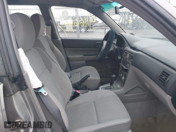 2006 Subaru Forester 2.5 X with VIN JF1SG63696H711784, listed as a IAAI auction lot 41966417 with 217,219 mi miles. Bid and sale history available at carsss.com. Image 5.