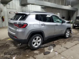 2019 Jeep Compass Latitude with VIN 3C4NJCBBXKT711715, listed as a Copart auction lot 52014415 with 57,527 mi miles and Non Repairable. Bid and sale history available at DreamBid. Image 3.