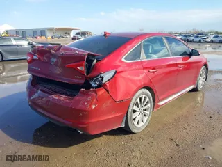 2015 Hyundai Sonata 2.4L Limited with VIN 5NPE34AF9FH190786, listed as a IAAI auction lot 41695870 with 137,178 mi miles. Bid and sale history available at carsss.com. Image 4.