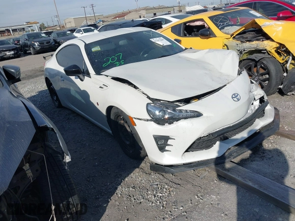 2018 Toyota 86 GT with VIN JF1ZNAE19J9701588, listed as a IAAI auction lot 41297869 with 44,508 mi miles. Bid and sale history available at carsss.com. Image 1.