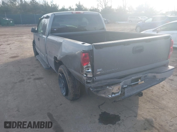 2006 Chevrolet Silverado 1500 LT1 with VIN 1GCEC19T36Z161348, listed as a IAAI auction lot 41433096 with 125,807 mi miles and . Bid and sale history available at DreamBid. Image 3.