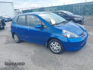 2007 Honda Fit with VIN JHMGD38407S022850, listed as a IAAI auction lot 42646694 with 108,098 mi miles and . Bid and sale history available at DreamBid. Image 1.