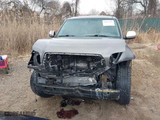 2006 Toyota Tundra SR5 with VIN 5TBBT44136S482150, listed as a IAAI auction lot 41672495 with 166,786 mi miles. Bid and sale history available at carsss.com. Image 12.