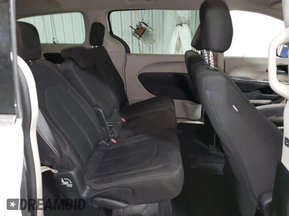 2017 Chrysler Pacifica Touring with VIN 2C4RC1DG5HR610456, listed as a Copart auction lot 53793975 with 132,935 mi miles and Salvage Title. Bid and sale history available at DreamBid. Image 11.