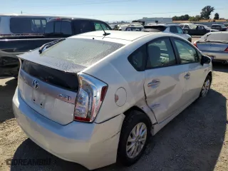 2014 Toyota Prius Plug-In with VIN JTDKN3DP1E3058854, listed as a Copart auction lot 70325814 with 139,953 mi miles and Salvage Title. Bid and sale history available at carsss.com. Image 3.