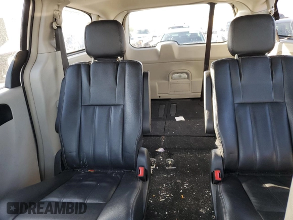 2016 Chrysler Town & Country Touring with VIN 2C4RC1BG6GR280375, listed as a Copart auction lot 84906994 with 123,663 mi miles and Salvage Title. Bid and sale history available at carsss.com. Image 10.
