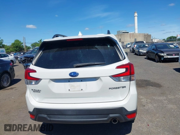 2023 Subaru Forester Limited с VIN JF2SKAPC8PH431840, выставлен на аукционе IAAI как лот 42308315 с пробегом 12 143 миль миль и . История ставок и продаж доступна на DreamBid. Изображение 16.