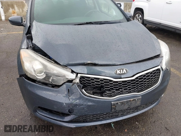 2016 Kia Forte LX with VIN KNAFK4A66G5564020, listed as a IAAI auction lot 41816809 with 106,150 mi miles. Bid and sale history available at carsss.com. Image 6.