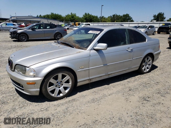 2002 BMW 3 Series 325Ci z VIN WBABN33492PG56069, wystawiony jako Copart lot #57800305 z przebiegiem 189 837 mil mil oraz Czysty tytuł • Clean title. Historia ofert i sprzedaży dostępna na DreamBid. Obrazek 1.
