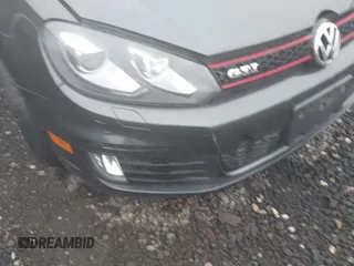 2011 Volkswagen GTI с VIN WVWGV7AJXBW041753, выставлен на аукционе IAAI как лот 42095961 с пробегом Не указан миль и . История ставок и продаж доступна на DreamBid. Изображение 6.