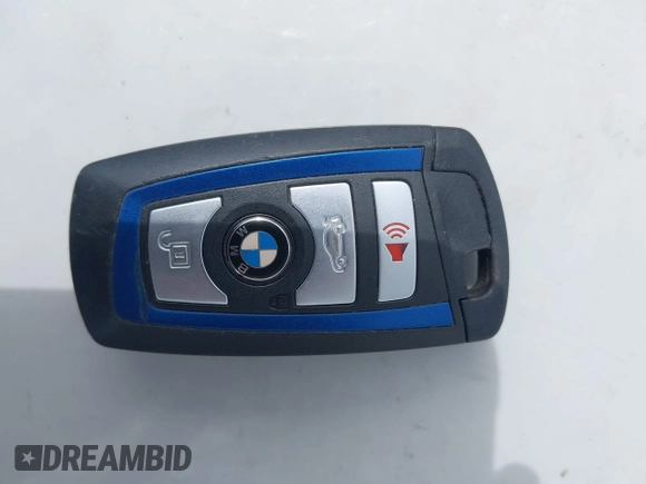 2013 BMW 3 Series 335i xDrive с VIN WBA3B9C58DF587907, выставлен на аукционе IAAI как лот 42047184 с пробегом 114 690 миль миль и . История ставок и продаж доступна на DreamBid. Изображение 11.