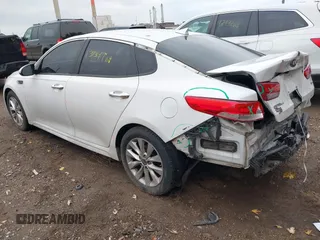 2017 Kia Optima EX with VIN 5XXGU4L38HG153641, listed as a IAAI auction lot 40746944 with 139,349 mi miles. Bid and sale history available at carsss.com. Image 3.