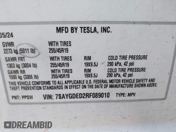 2024 Tesla Model Y with VIN 7SAYGDED2RF089010, listed as a IAAI auction lot 41630222 with 18,366 mi miles and . Bid and sale history available at carsss.com. Image 9.