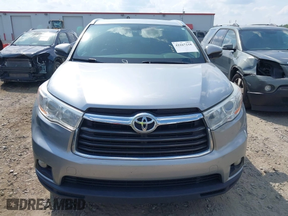 2014 Toyota Highlander XLE z VIN 5TDKKRFH1ES036742, wystawiony jako IAAI lot #42167218 z przebiegiem 165 837 mil mil oraz . Historia ofert i sprzedaży dostępna na DreamBid. Obrazek 12.