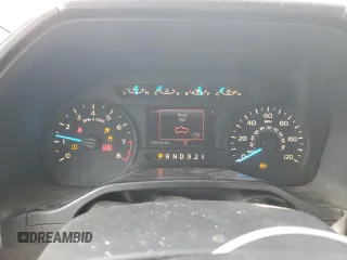 2015 Ford F-150 XL с VIN 1FTMF1C84FFA42300, выставлен на аукционе Copart как лот 63417225 с пробегом 192 038 миль миль и Списание • Salvage title. История ставок и продаж доступна на DreamBid. Изображение 9.