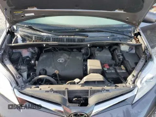2020 Toyota Sienna XLE with VIN 5TDDZ3DC0LS243886, listed as a Copart auction lot 43464265 with 77,404 mi miles and Salvage title. Bid and sale history available at DreamBid. Image 12.