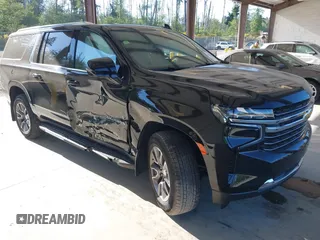 2024 Chevrolet Suburban LT with VIN 1GNSCCKD9RR336909, listed as a IAAI auction lot 42363627 with 29,293 mi miles and . Bid and sale history available at DreamBid. Image 1.