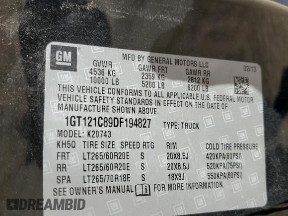 2013 GMC Sierra 2500HD SLT z VIN 1GT121C89DF194827, wystawiony jako Copart lot #57118415 z przebiegiem 104 669 mil mil oraz Szkoda całkowita • Salvage title. Historia ofert i sprzedaży dostępna na DreamBid. Obrazek 12.