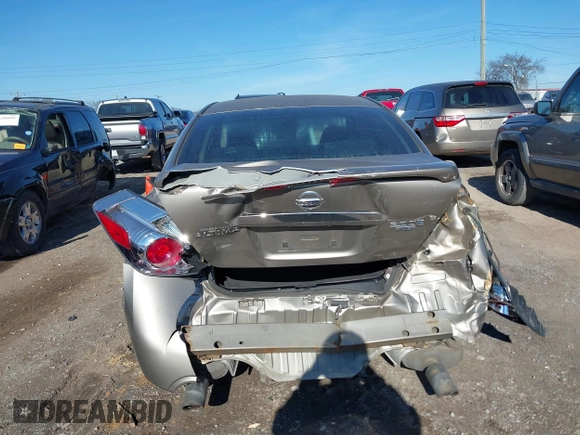2007 Nissan Altima 3.5 SL with VIN 1N4BL21E87C112596, listed as a IAAI auction lot 38320277 with 313,226 mi miles. Bid and sale history available at carsss.com. Image 6.