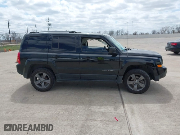 2016 Jeep Patriot Sport with VIN 1C4NJPBA4GD642158, listed as a IAAI auction lot 41784322 with 123,538 mi miles and . Bid and sale history available at DreamBid. Image 13.