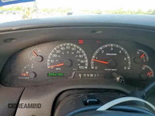 2000 Ford F-150 XL с VIN 1FTRX17L6YKB45245, выставлен на аукционе Copart как лот 62365195 с пробегом 306 210 миль миль и Списание • Salvage title. История ставок и продаж доступна на DreamBid. Изображение 9.