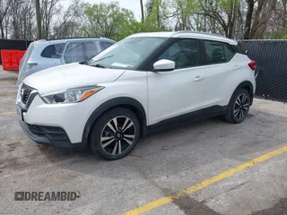 2020 Nissan Kicks SV z VIN 3N1CP5CVXLL545498, wystawiony jako IAAI lot #41940641 z przebiegiem 74 554 mil mil oraz . Historia ofert i sprzedaży dostępna na DreamBid. Obrazek 18.
