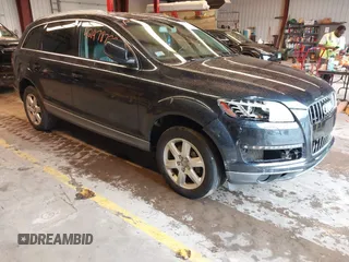 2012 Audi Q7 Premium Plus z VIN WA1LGAFE7CD006743, wystawiony jako IAAI lot #42478772 z przebiegiem 178 581 mil mil oraz . Historia ofert i sprzedaży dostępna na DreamBid. Obrazek 1.