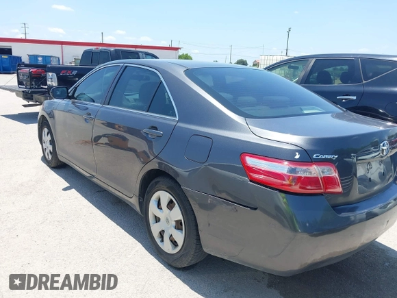 2009 Toyota Camry z VIN 4T1BE46K09U873808, wystawiony jako IAAI lot #42515981 z przebiegiem 115 188 mil mil oraz . Historia ofert i sprzedaży dostępna na DreamBid. Obrazek 6.