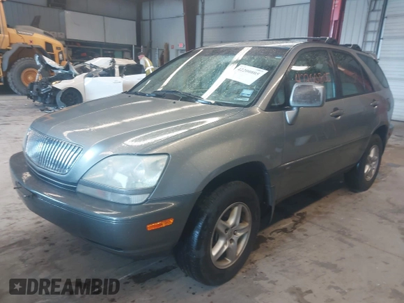 2003 Lexus RX 300 with VIN JTJHF10U330297793, listed as a IAAI auction lot 42200805 with 189,811 mi miles. Bid and sale history available at carsss.com. Image 2.