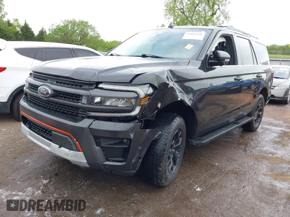 2022 Ford Expedition Timberline z VIN 1FMJU1RT5NEA03879, wystawiony jako IAAI lot #42065818 z przebiegiem 147 828 mil mil oraz . Historia ofert i sprzedaży dostępna na DreamBid. Obrazek 2.