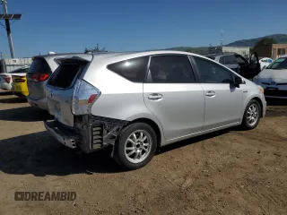 2014 Toyota Prius Two with VIN JTDZN3EU9E3302835, listed as a Copart auction lot 52028935 with 531,449 mi miles and Salvage Title. Bid and sale history available at DreamBid. Image 3.