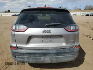 2019 Jeep Cherokee Latitude z VIN 1C4PJLCBXKD204746, wystawiony jako Copart lot #50268185 z przebiegiem 90 796 mil mil oraz Szkoda całkowita • Salvage title. Historia ofert i sprzedaży dostępna na DreamBid. Obrazek 6.