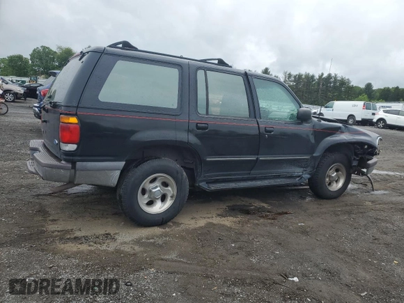 1995 Ford Explorer Eddie Bauer с VIN 1FMDU34X1SUB94480, выставлен на аукционе Copart как лот 57832735 с пробегом 106 361 миль миль и Списание • Salvage title. История ставок и продаж доступна на DreamBid. Изображение 3.