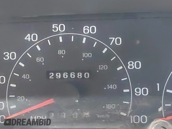 2000 Ford F-250 XL z VIN 1FTNF21L0YEB96710, wystawiony jako IAAI lot #41534150 z przebiegiem 296 680 mil mil oraz . Historia ofert i sprzedaży dostępna na DreamBid. Obrazek 16.