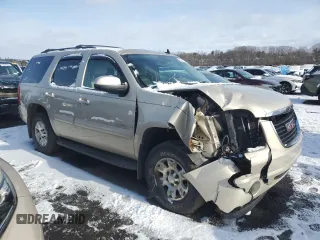 2008 GMC Yukon SLE w/3SB with VIN 1GKFK13088J152981, listed as a Copart auction lot 85418684 with 151,122 mi miles and Salvage Title. Bid and sale history available at carsss.com. Image 4.