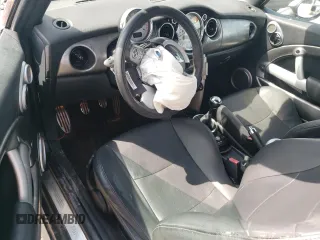 2008 MINI Convertible S с VIN WMWRH33508TU81576, выставлен на аукционе Copart как лот 60684675 с пробегом 145 344 миль миль и Списание • Salvage title. История ставок и продаж доступна на DreamBid. Изображение 8.
