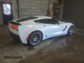 2017 Chevrolet Corvette Grand Sport 2LT with VIN 1G1YY2D77H5101557, listed as a Copart auction lot 82720374 with 8,735 mi miles and Salvage Title. Bid and sale history available at carsss.com. Image 3.