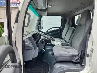 2020 Isuzu NQR IBT PWL with VIN JALE5W169L7305035, listed as a Copart auction lot 76352564 with 93,159 mi miles and Clean Title. Bid and sale history available at carsss.com. Image 5.