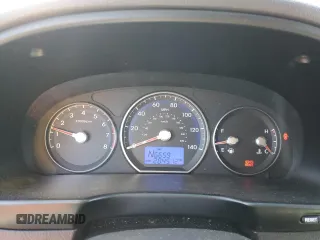 2010 Hyundai Santa Fe GLS z VIN 5NMSG3AB3AH382046, wystawiony jako Copart lot #61957455 z przebiegiem 204 512 mil mil oraz Nie do naprawy • Non repairable. Historia ofert i sprzedaży dostępna na DreamBid. Obrazek 9.