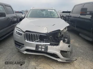 2023 Volvo XC90 Plus with VIN YV4062PN7P1906241, listed as a Copart auction lot 46375285 with 8,969 mi miles and Salvage Title. Bid and sale history available at carsss.com. Image 5.