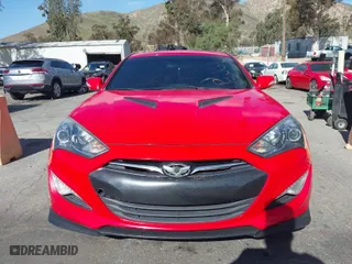 2013 Hyundai Genesis Coupe 3.8 R-Spec with VIN KMHHU6KJ3DU110342, listed as a IAAI auction lot 41716664 with 92,489 mi miles. Bid and sale history available at carsss.com. Image 6.